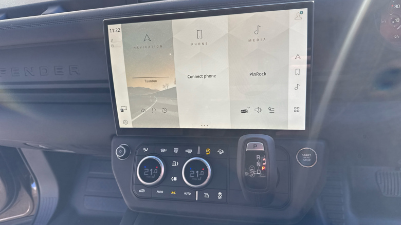 Land Rover Defender 3.0 D250 X-Dynamic SE 90 3dr Auto Diesel Estate